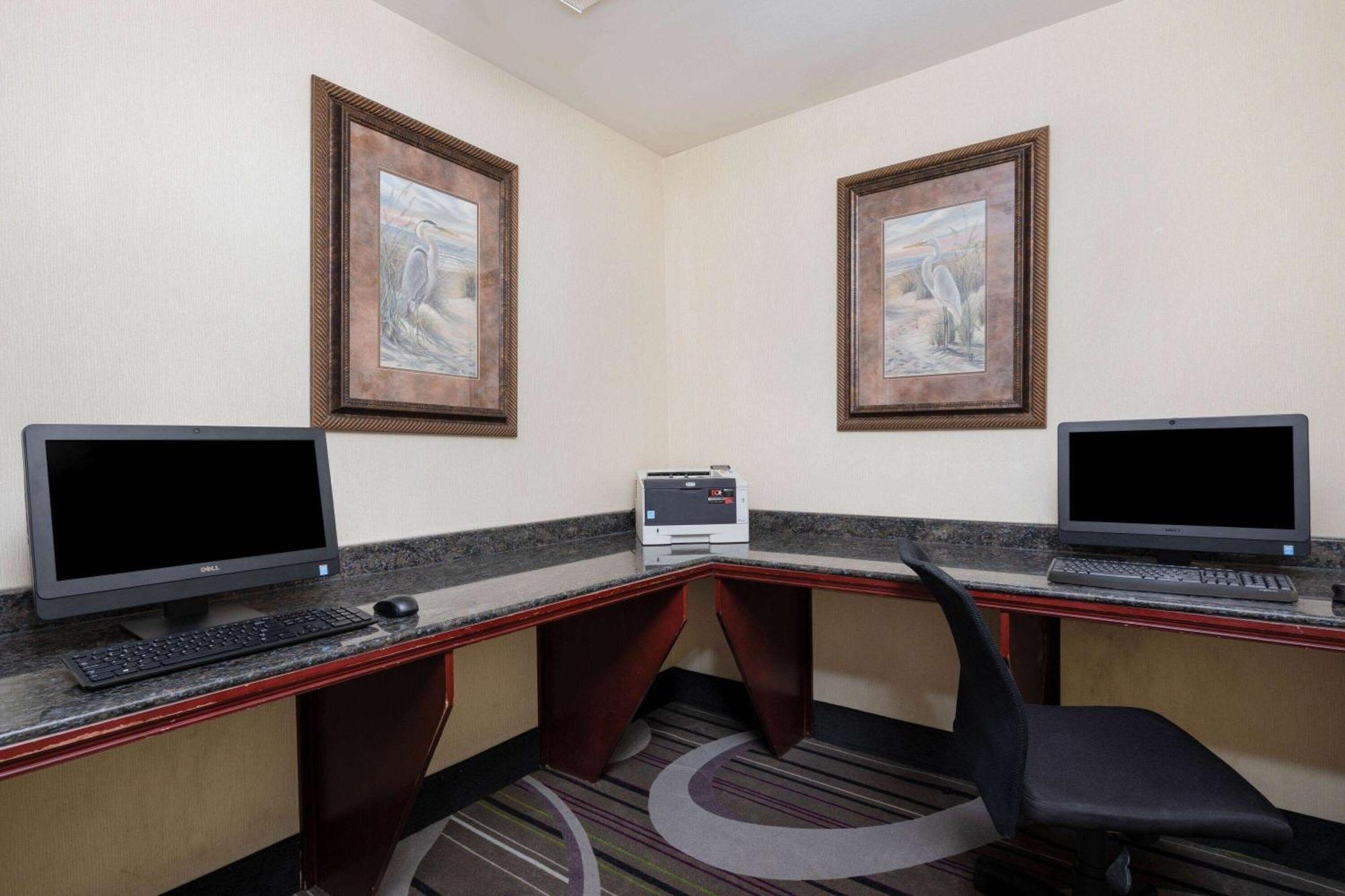 La Quinta By Wyndham Savannah Airport - Pooler Zewnętrze zdjęcie